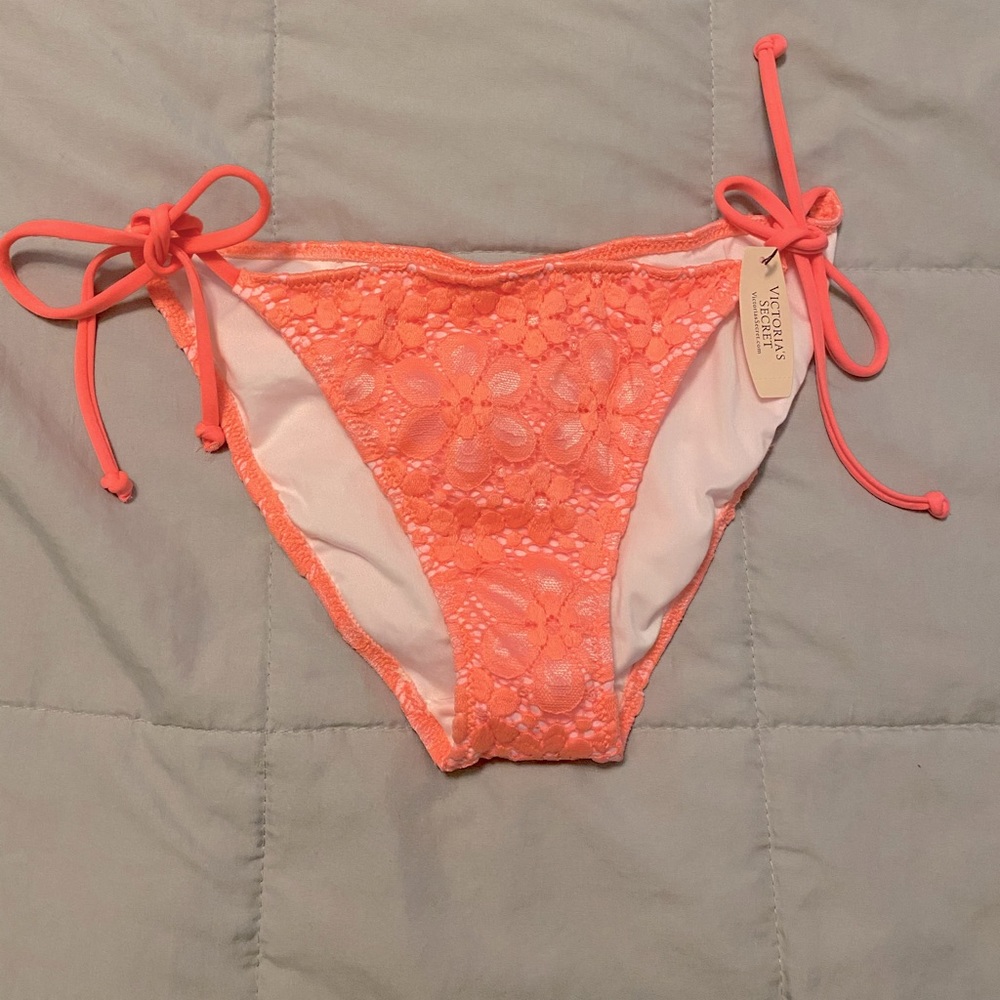 Victoria Secret size Medium Teeny Bikini bottom
